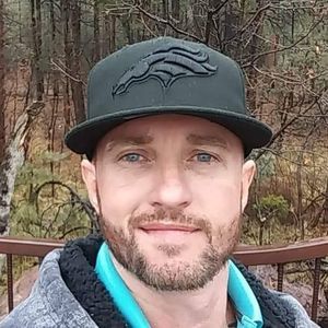 Meet your Posher, Wesley